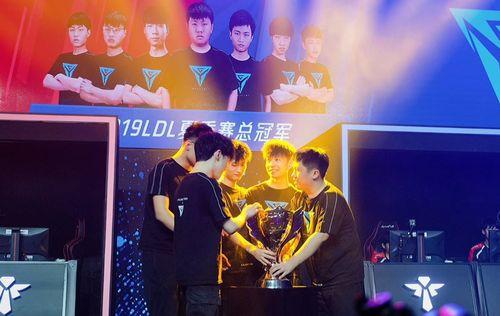 sn微笑最新爆料,揭秘娱乐圈幕后真相